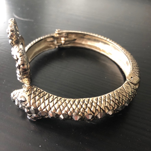 Snake bangle - Picture 3 of 4